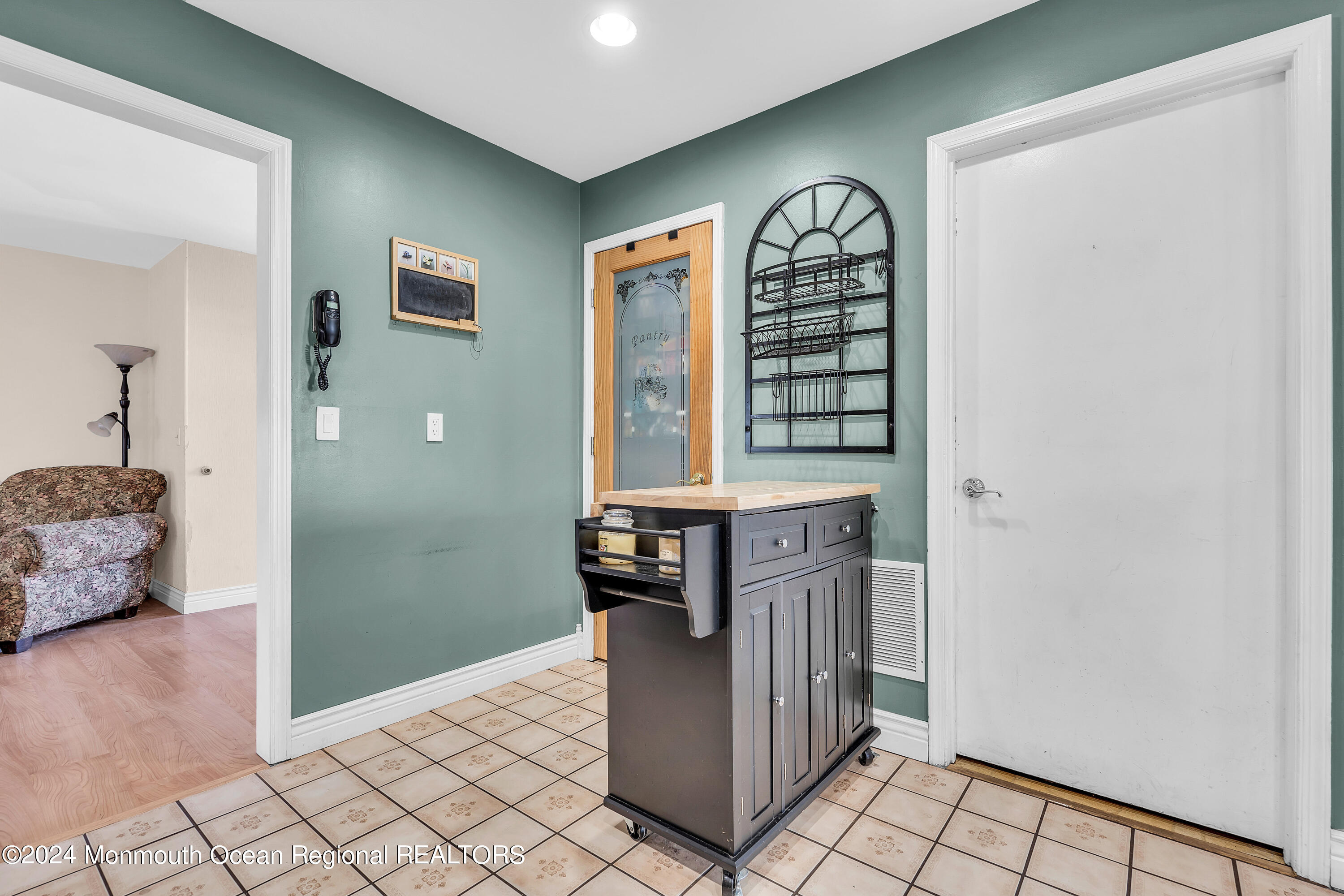 15 Reed Road Howell, NJ 07731 - Photo 22 of 52 031_dsc04765