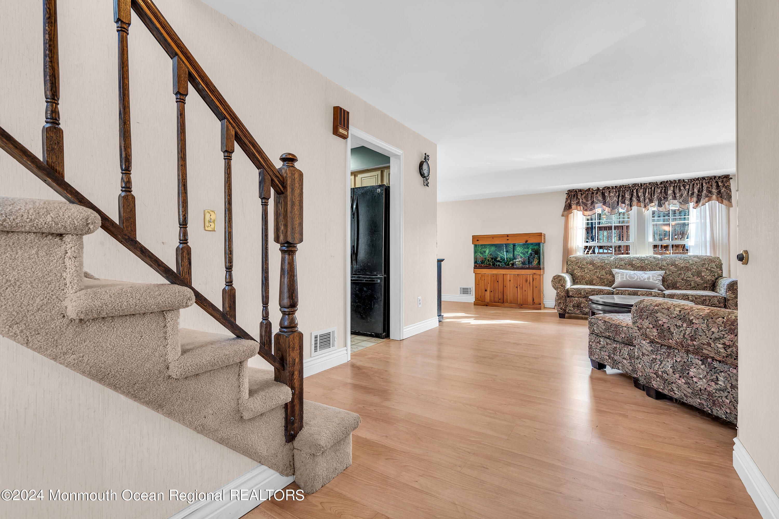 15 Reed Road Howell, NJ 07731 - Photo 5 of 52 013_dsc04675