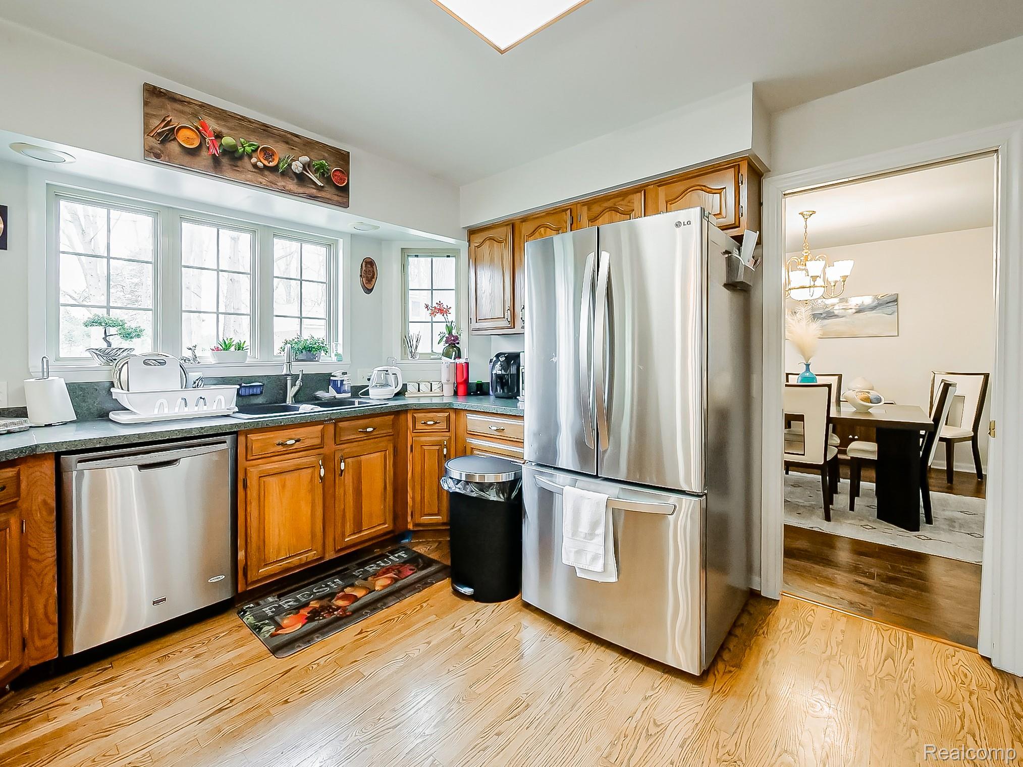 3688 Old Creek Road Rochester, MI 48307 - Photo 15 of 63 Old Creek-17.JPG