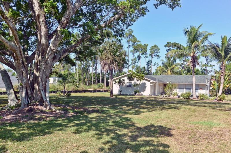 883 West Rambling Drive Wellington, FL 33414 - Photo 25 of 49 24