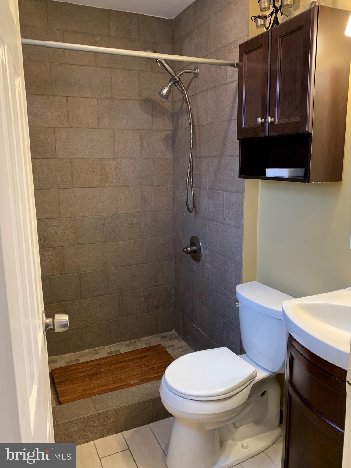 9926 Wingtip Road Philadelphia, PA 19115 - Photo 32 of 58 Gallery Image 32