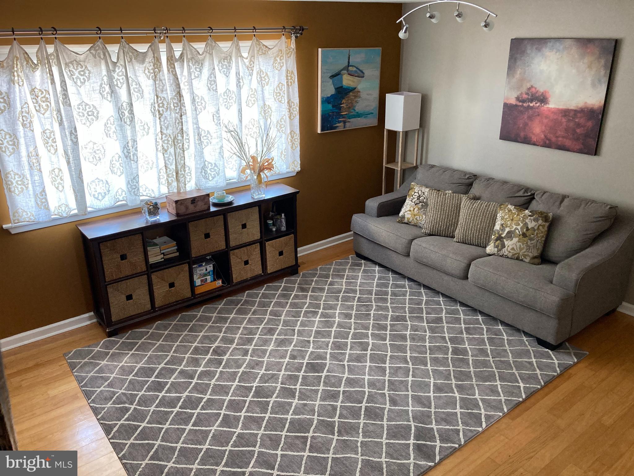 9926 Wingtip Road Philadelphia, PA 19115 - Photo 7 of 58 Gallery Image 7