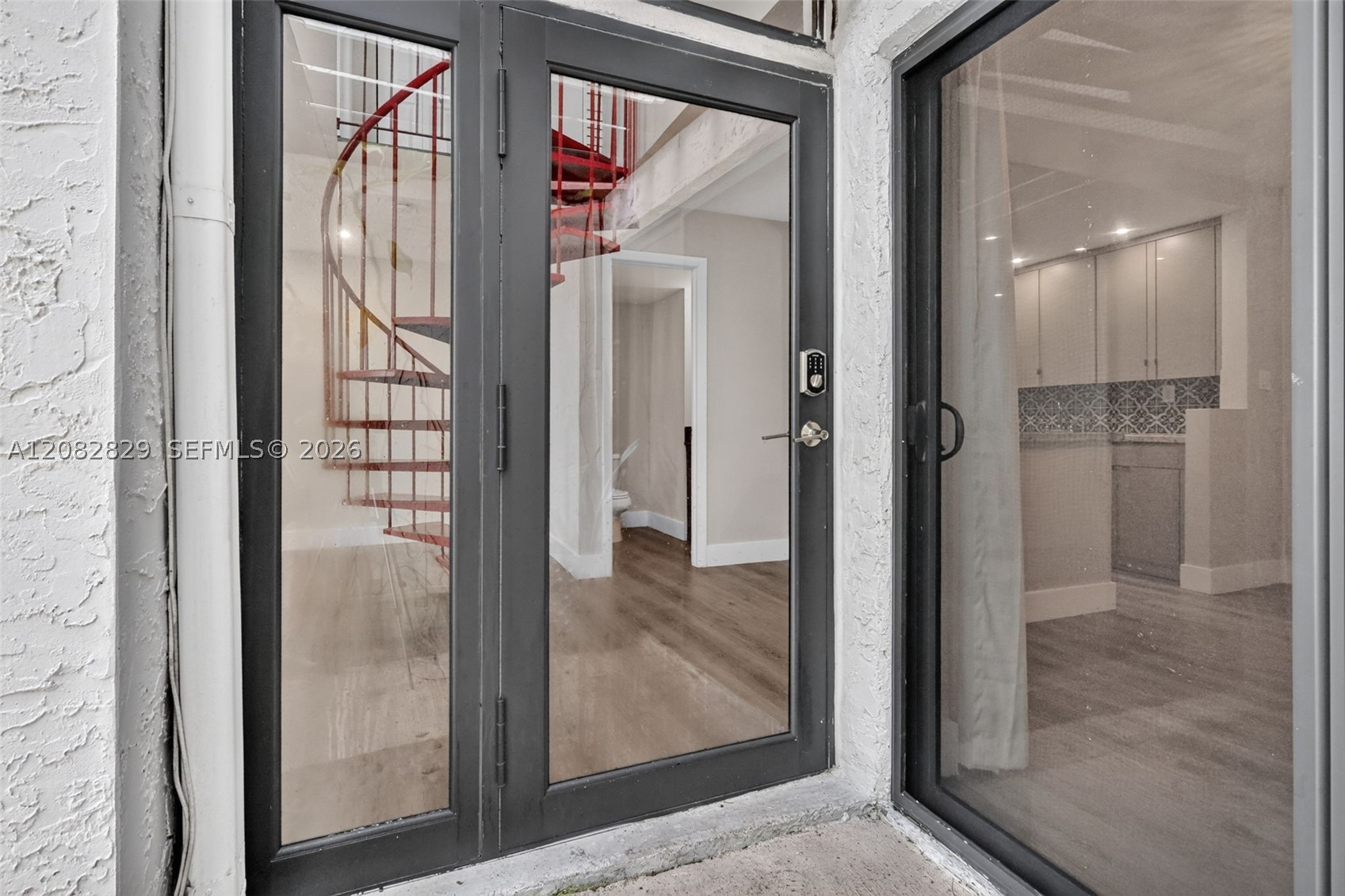 3213 Bird, Unit 7 Miami, FL 33133 - Photo 11 of 32 Gallery Image 11