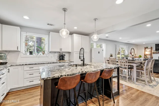 $425,000 | 5935 Pleasant Farm Drive, Beaufort, SC 29906