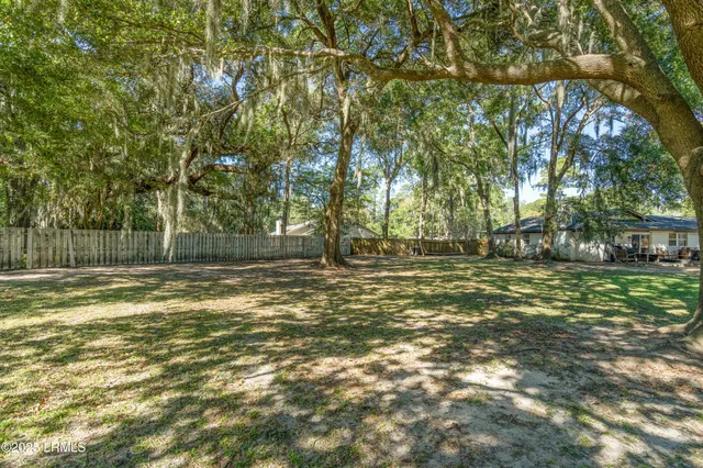 $425,000 | 5935 Pleasant Farm Drive, Beaufort, SC 29906