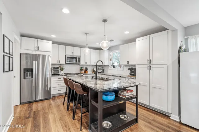 $425,000 | 5935 Pleasant Farm Drive, Beaufort, SC 29906