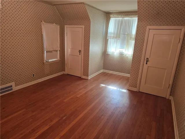 $200,000 | 520 East 66th Terrace, Kansas City, MO 64131