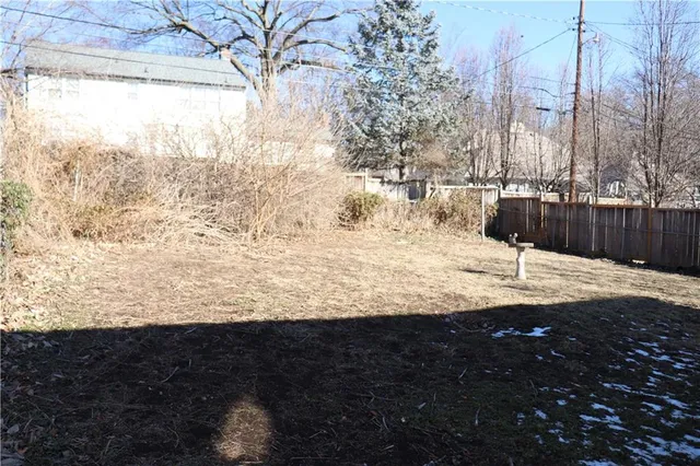 $200,000 | 520 East 66th Terrace, Kansas City, MO 64131