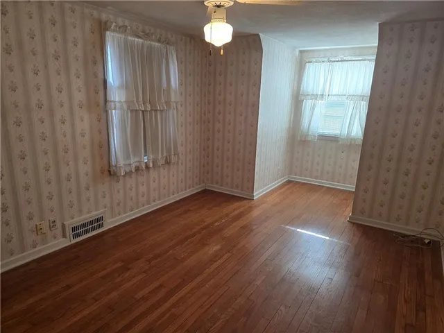 $200,000 | 520 East 66th Terrace, Kansas City, MO 64131