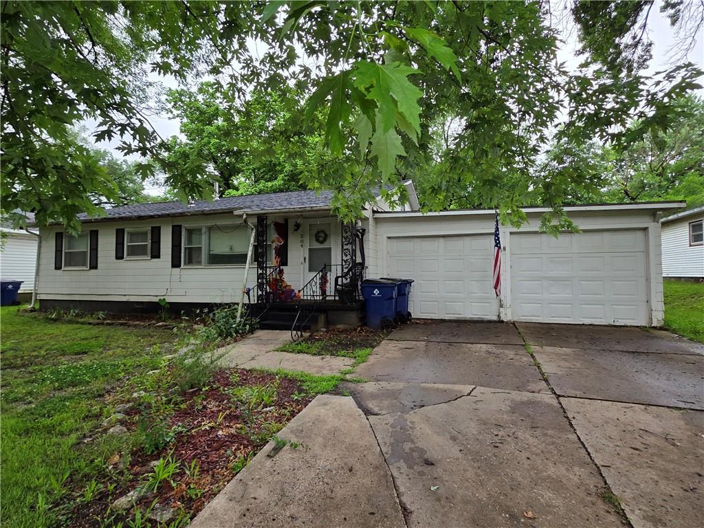 304 Warwick Road Coffeyville, KS 67337 - Photo 31 of 34