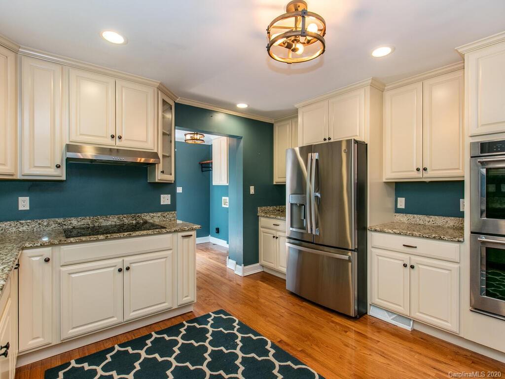 203 Riva Ridge Drive Fairview, NC 28730 - Photo 13 of 39 Gallery Image 13