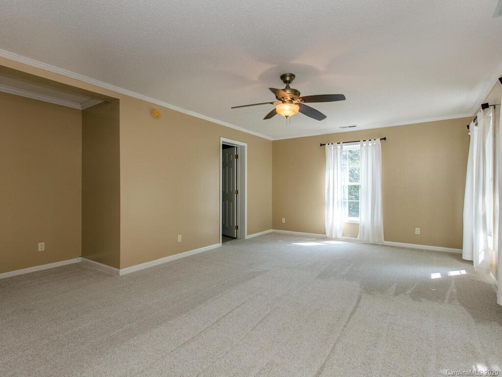 203 Riva Ridge Drive Fairview, NC 28730 - Photo 21 of 39 Gallery Image 21