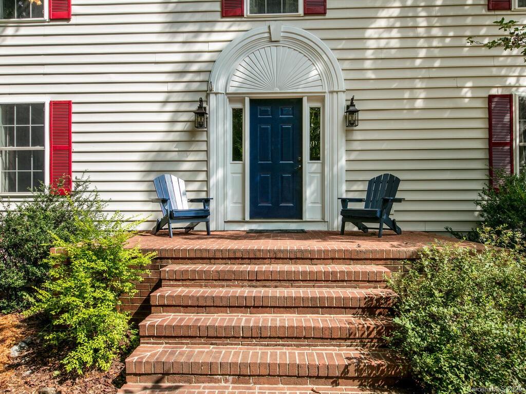 203 Riva Ridge Drive Fairview, NC 28730 - Photo 4 of 39 Gallery Image 4