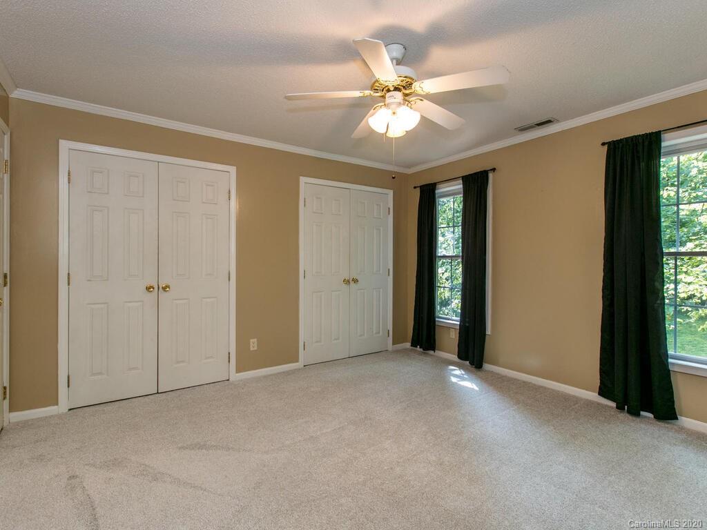 203 Riva Ridge Drive Fairview, NC 28730 - Photo 31 of 39 Gallery Image 31