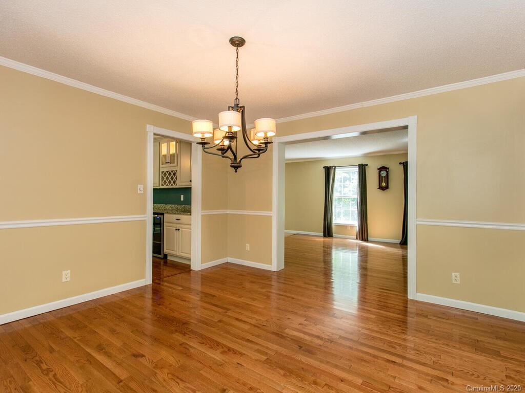 203 Riva Ridge Drive Fairview, NC 28730 - Photo 10 of 39 Gallery Image 10
