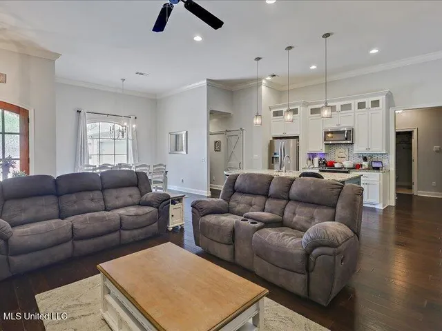 $399,900 | 206 Richmond Pointe Way, Richland, MS 39218