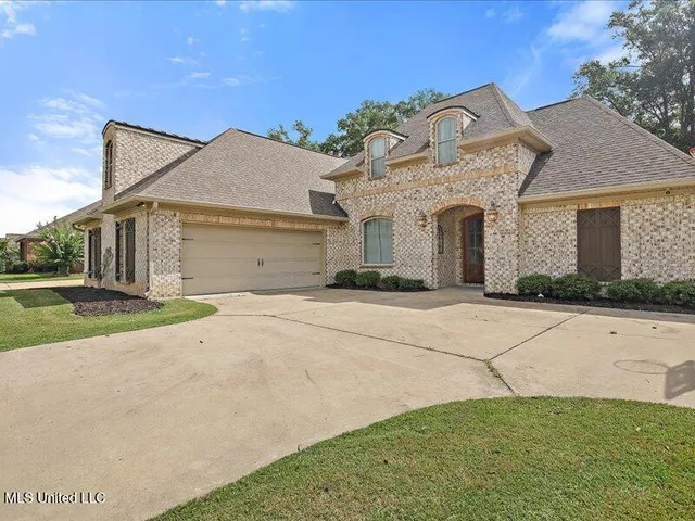 $399,900 | 206 Richmond Pointe Way, Richland, MS 39218