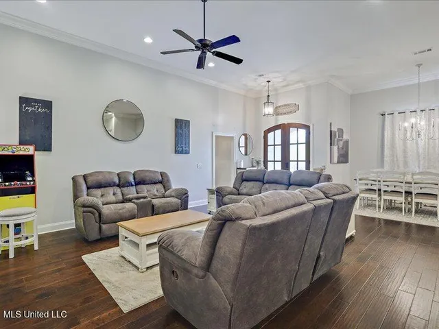 $399,900 | 206 Richmond Pointe Way, Richland, MS 39218