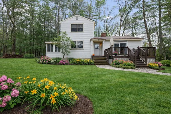$425,000 | 14 Heritage Hill Road, Holderness, NH 03245