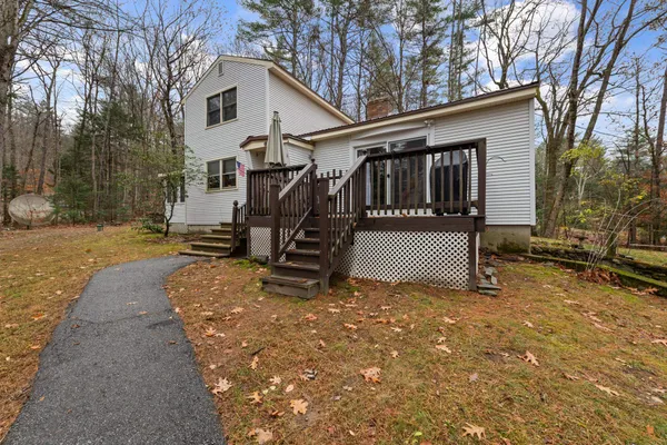 $425,000 | 14 Heritage Hill Road, Holderness, NH 03245