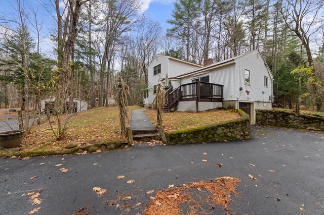 $445,000 | 14 Heritage Hill Road, Holderness, NH 03245