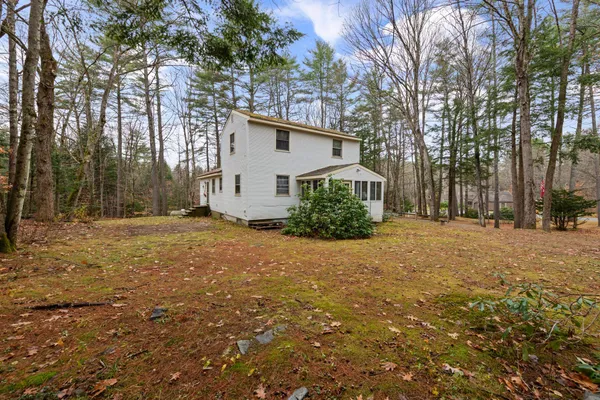 $425,000 | 14 Heritage Hill Road, Holderness, NH 03245