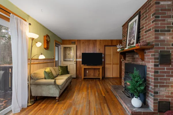 $425,000 | 14 Heritage Hill Road, Holderness, NH 03245