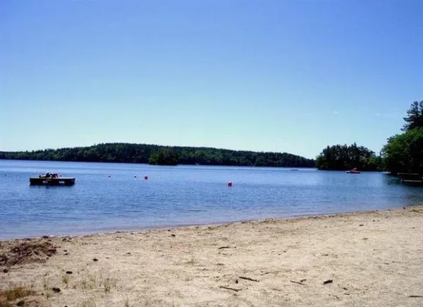 $425,000 | 14 Heritage Hill Road, Holderness, NH 03245