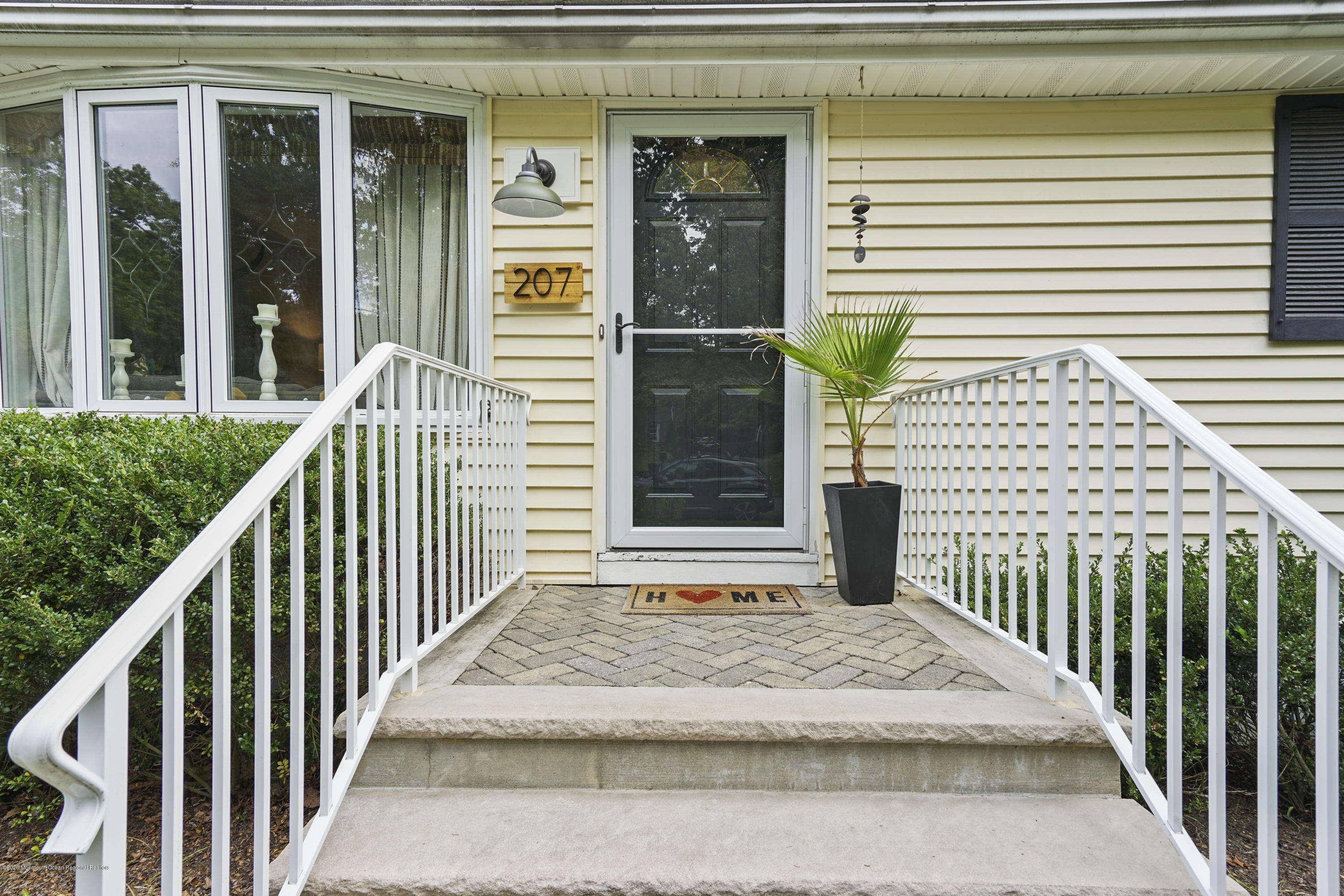 207 Wilson Road Neptune Township, NJ 07753 - Photo 5 of 34 DSC02092