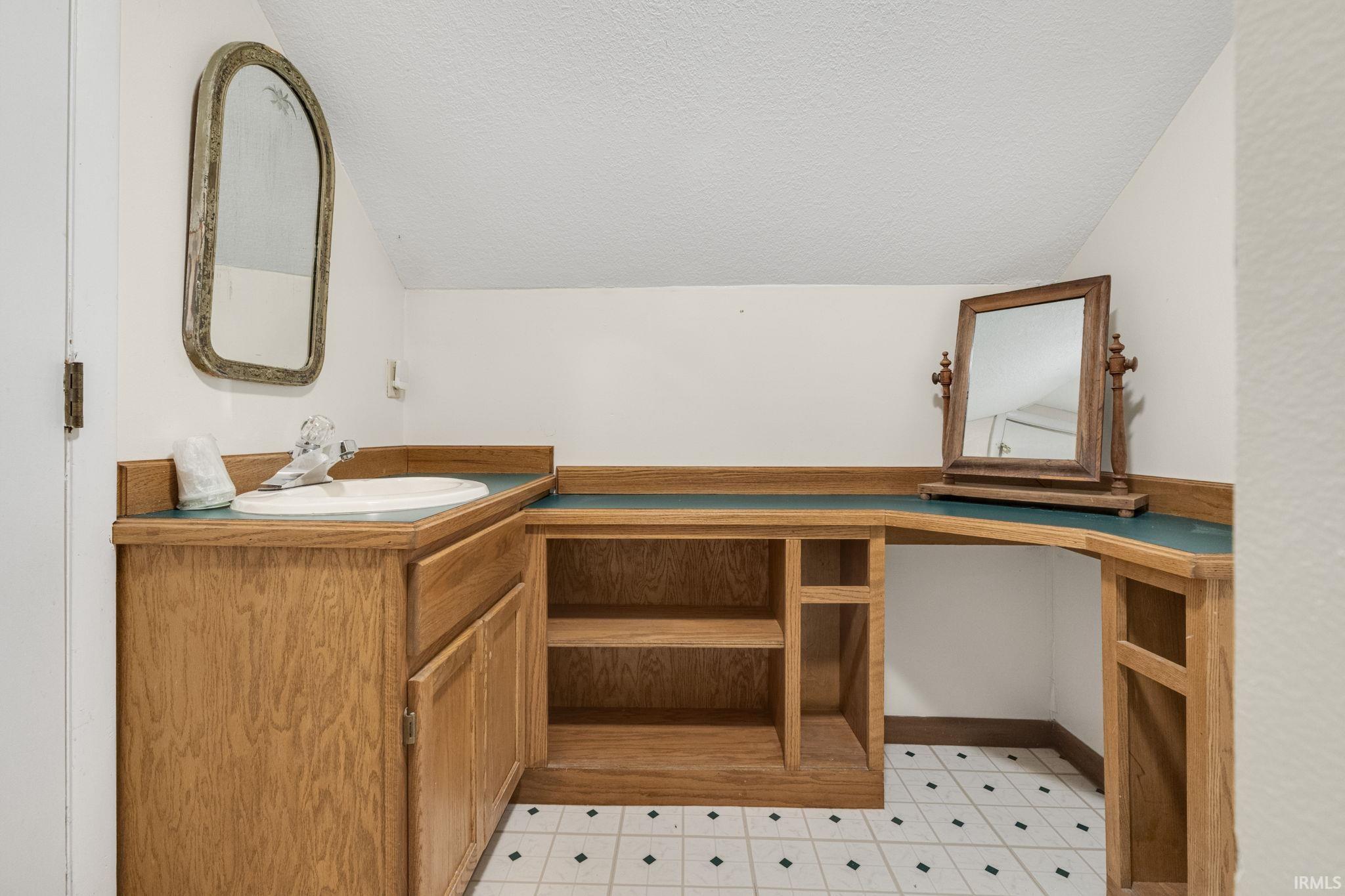7547 Auburn Road Fort Wayne, IN 46825 - Photo 29 of 36 Gallery Image 29