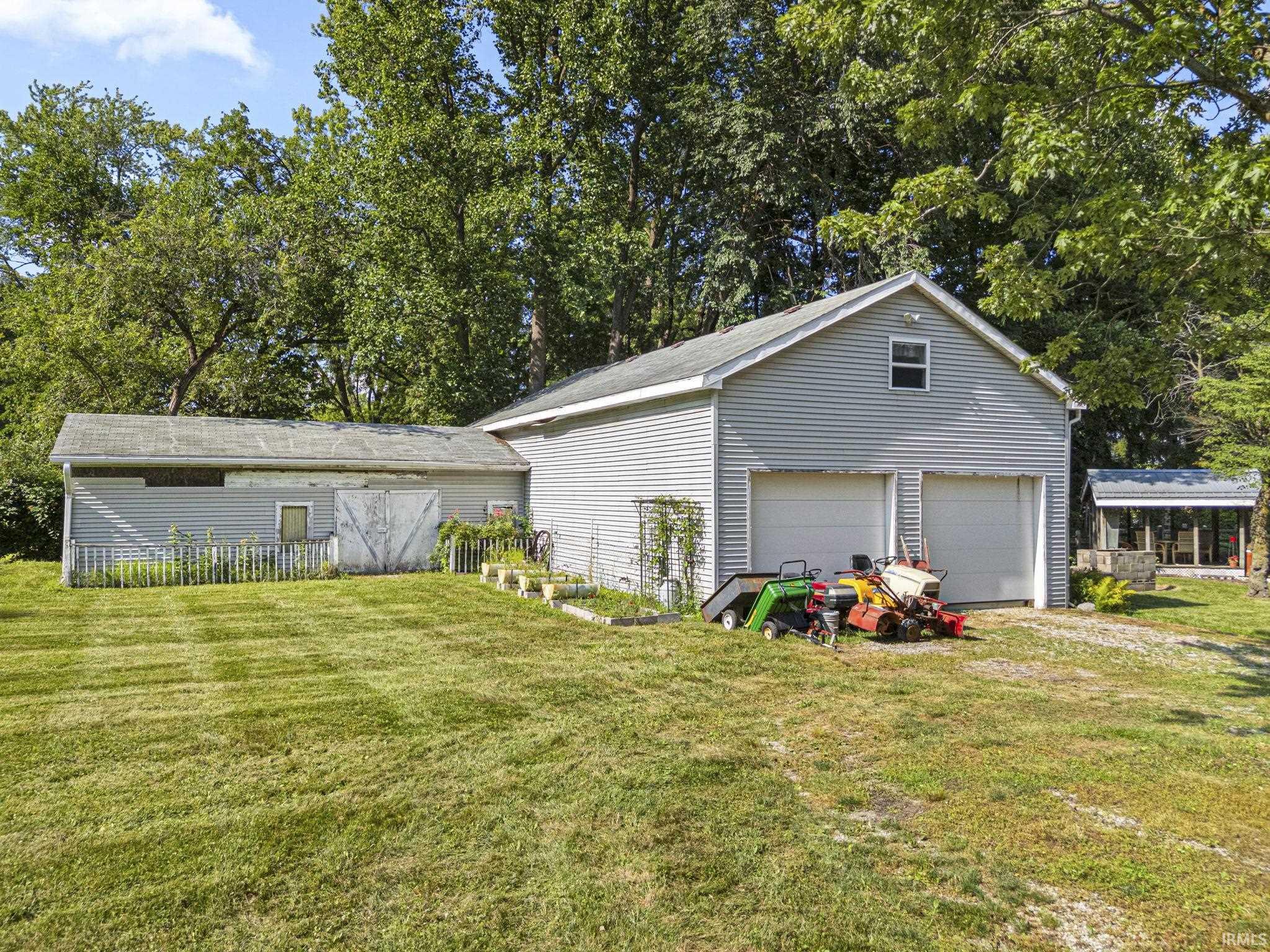 7547 Auburn Road Fort Wayne, IN 46825 - Photo 5 of 36 Gallery Image 5
