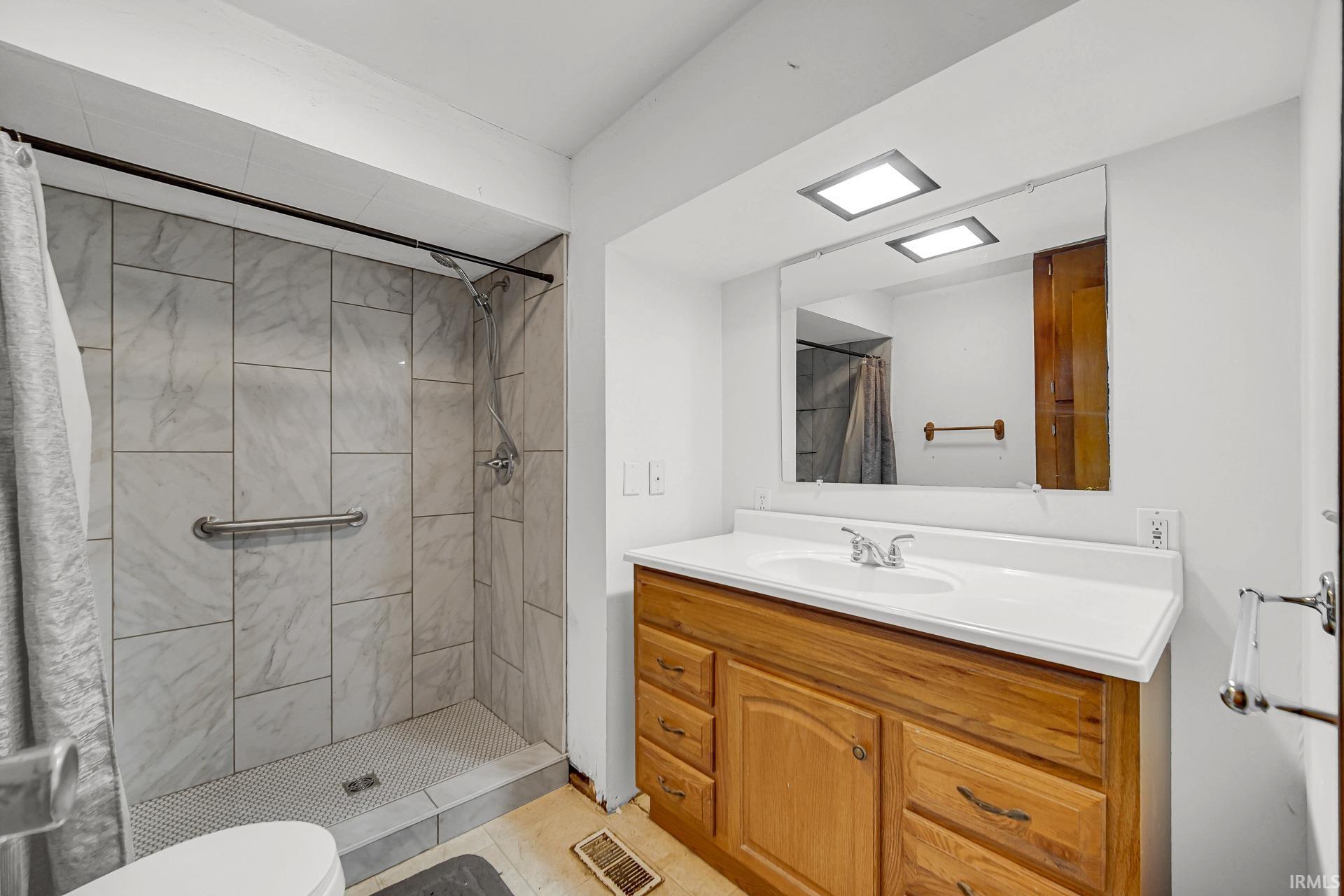 7434 11A Road Plymouth, IN 46563 - Photo 12 of 27