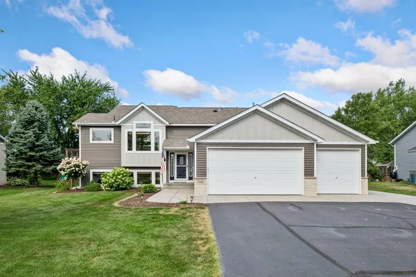 $399,500 | 346 Wagner Way, Elko New Market, MN 55054