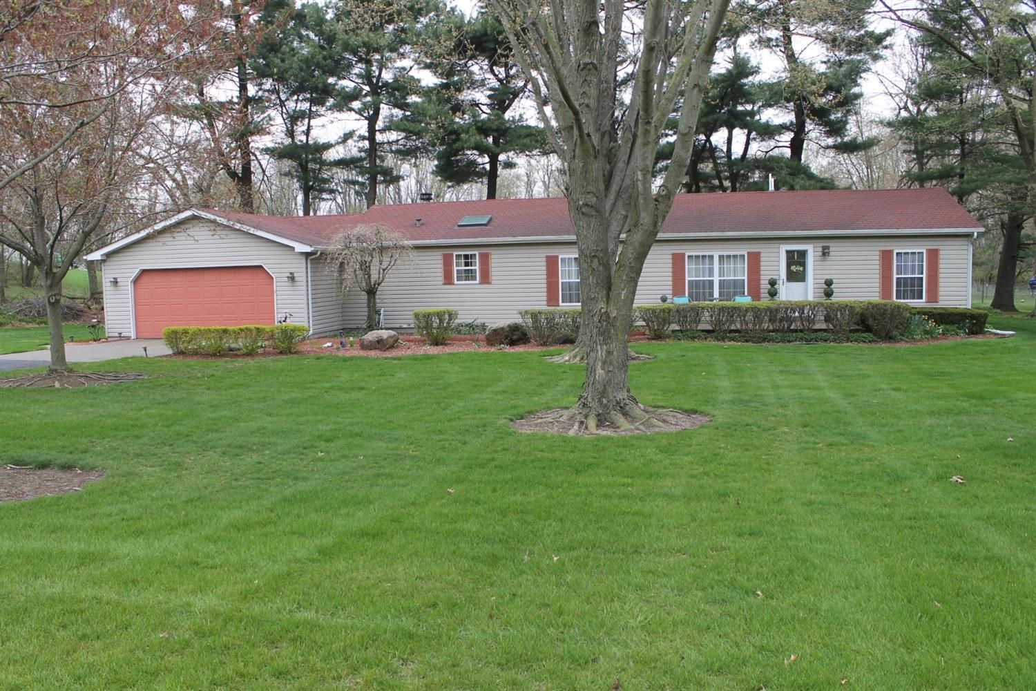508 9th Street Southwest De Motte, IN 46310 - Photo 1 of 17 1500x1000
