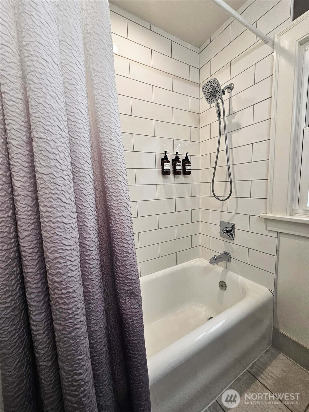154 Northwest 73rd Street Seattle, WA 98117 - Photo 17 of 37