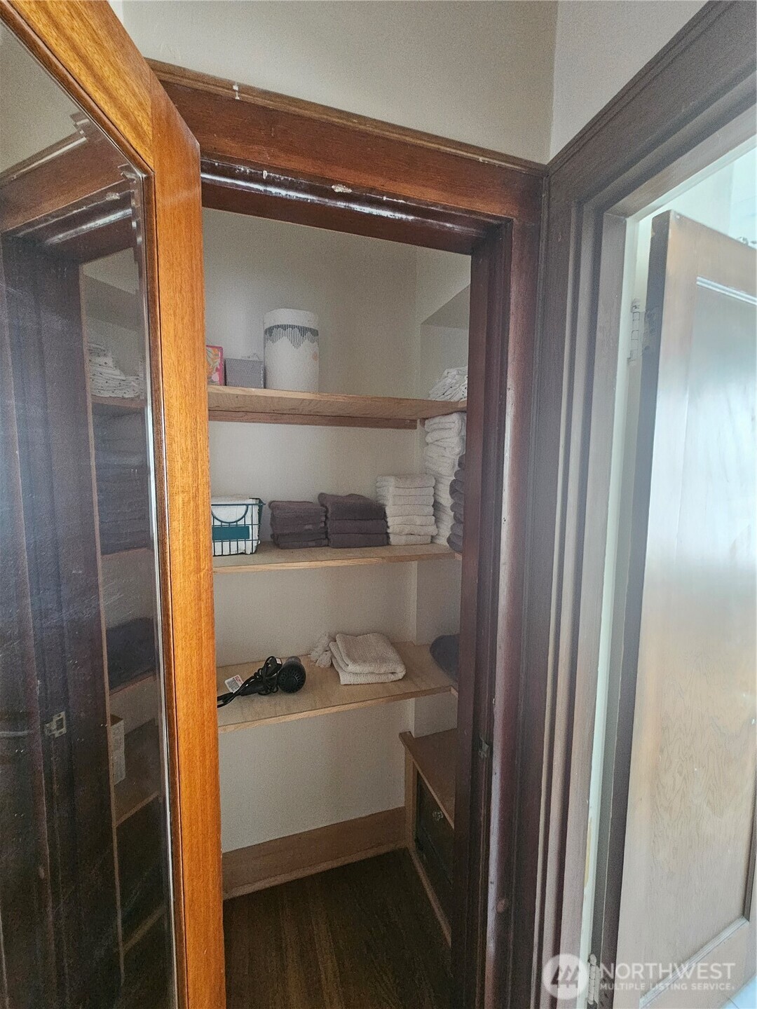 154 Northwest 73rd Street Seattle, WA 98117 - Photo 19 of 37