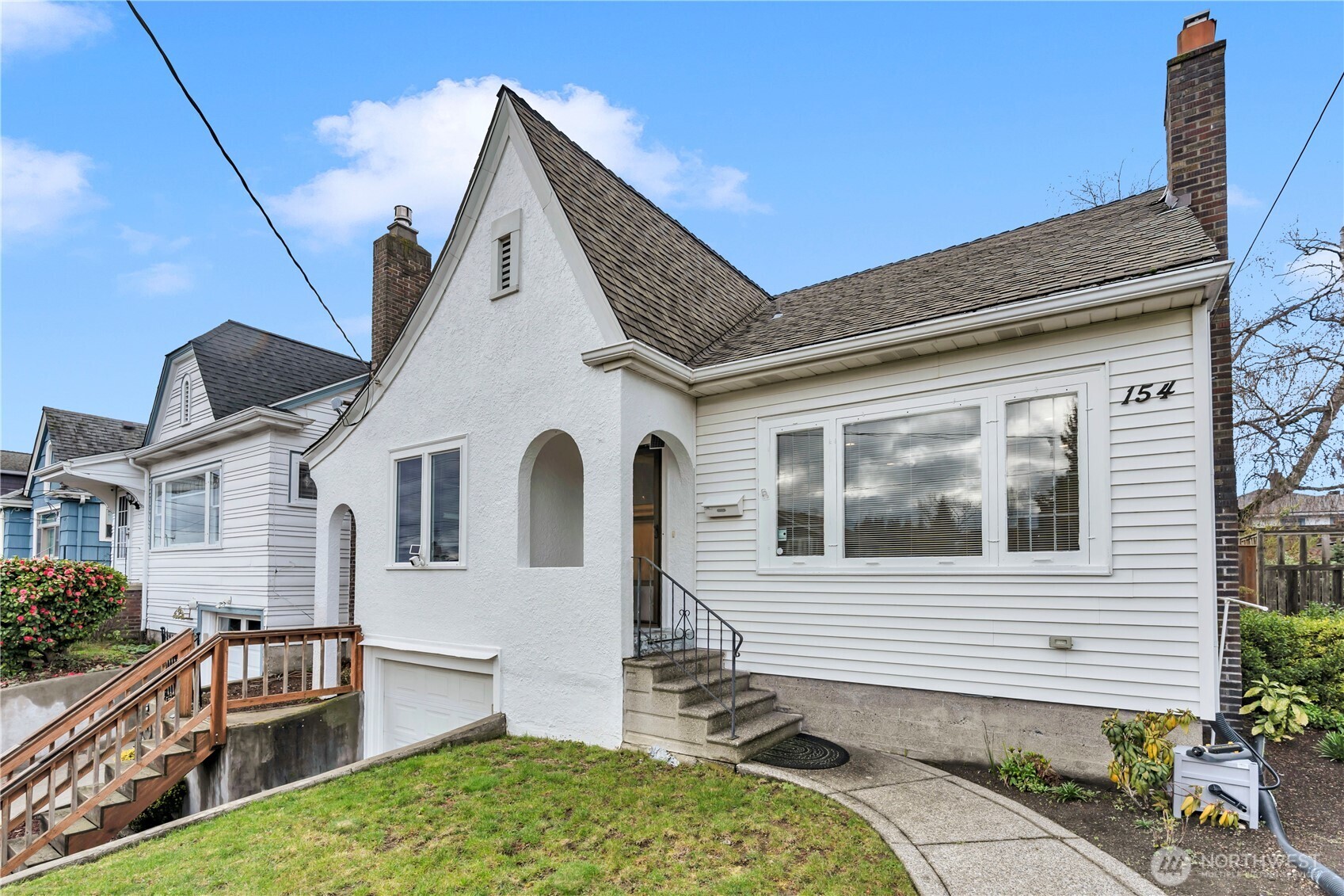 154 Northwest 73rd Street Seattle, WA 98117 - Photo 2 of 37