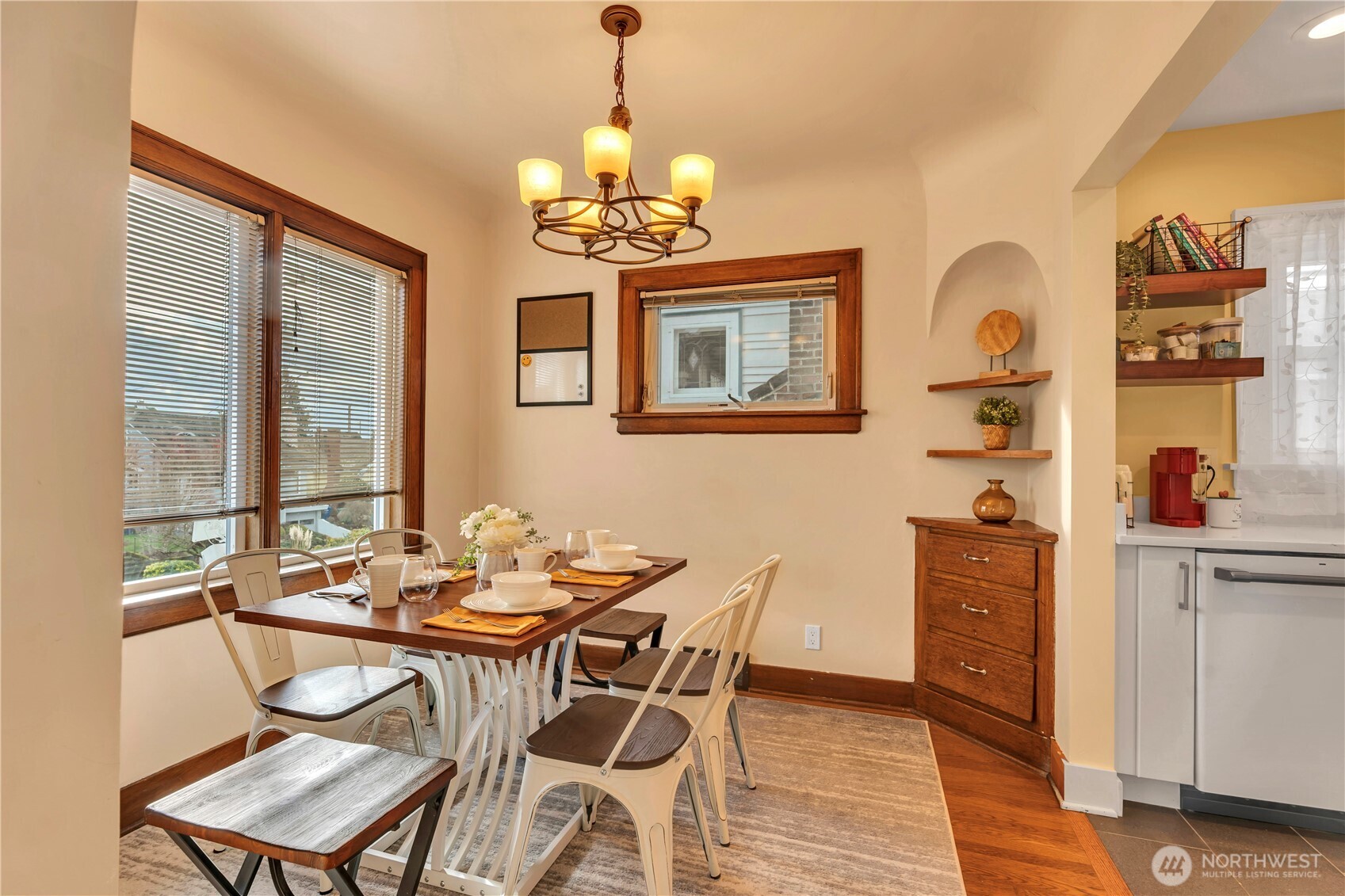 154 Northwest 73rd Street Seattle, WA 98117 - Photo 10 of 37