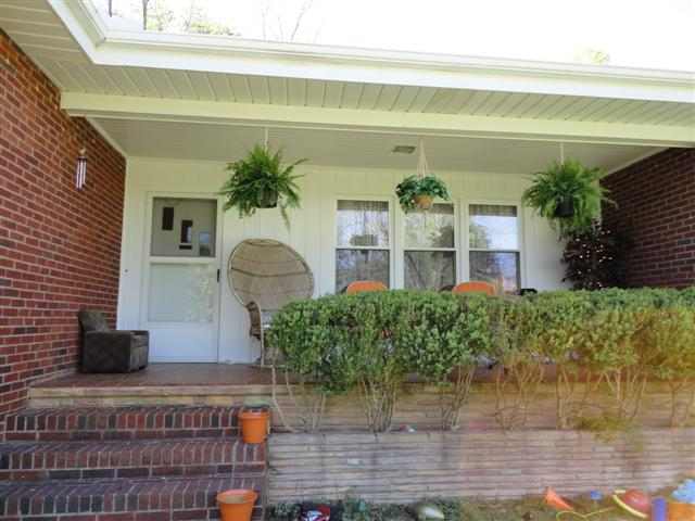 28 State Rd S-23-608 Greenville, SC 29609 - Photo 3 of 22