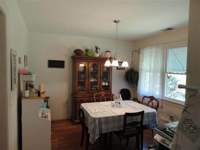 28 State Rd S-23-608 Greenville, SC 29609 - Photo 8 of 22