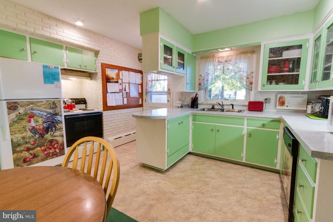 137 Owl Hill Road Lititz, PA 17543 - Photo 13 of 30