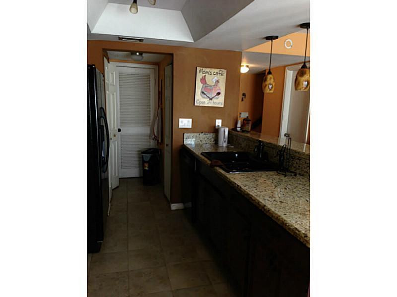 8801 West Sample Road, Unit 16 Coral Springs, FL 33065 - Photo 4 of 13 Kitchen