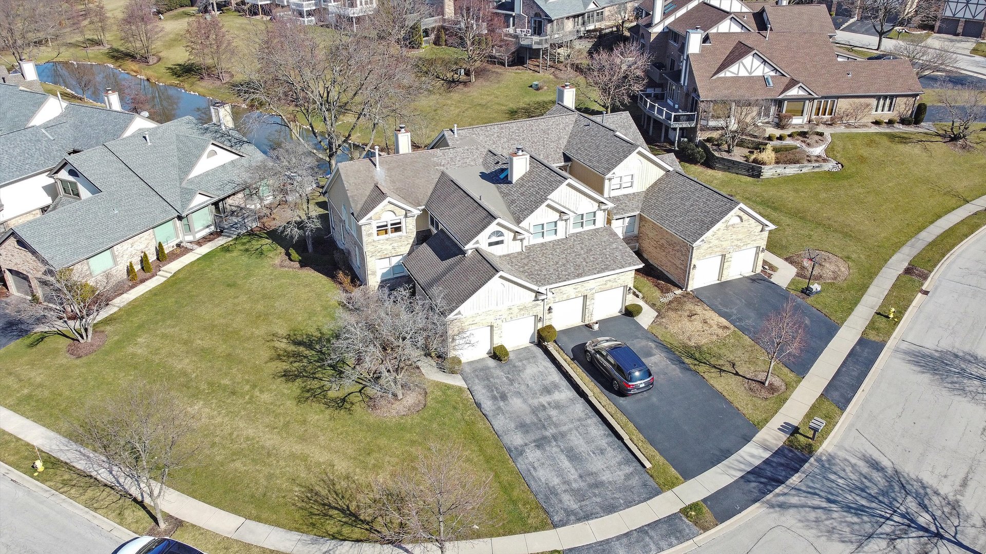 14501 Golf Road Orland Park, IL 60462 - Photo 4 of 53 an aerial view of a house