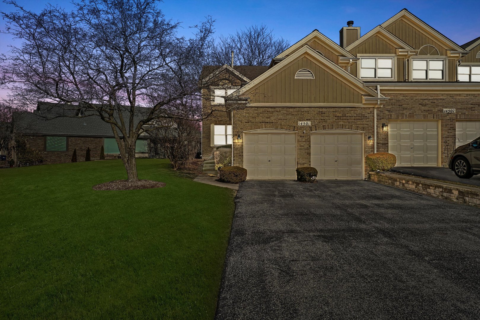 14501 Golf Road Orland Park, IL 60462 - Photo 8 of 53 a front view of a house with a yard