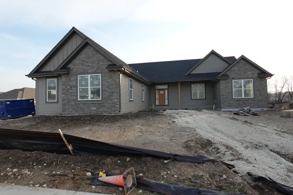 $646,990 | 1343 Periwinkle Pass, Oconomowoc, WI 53066