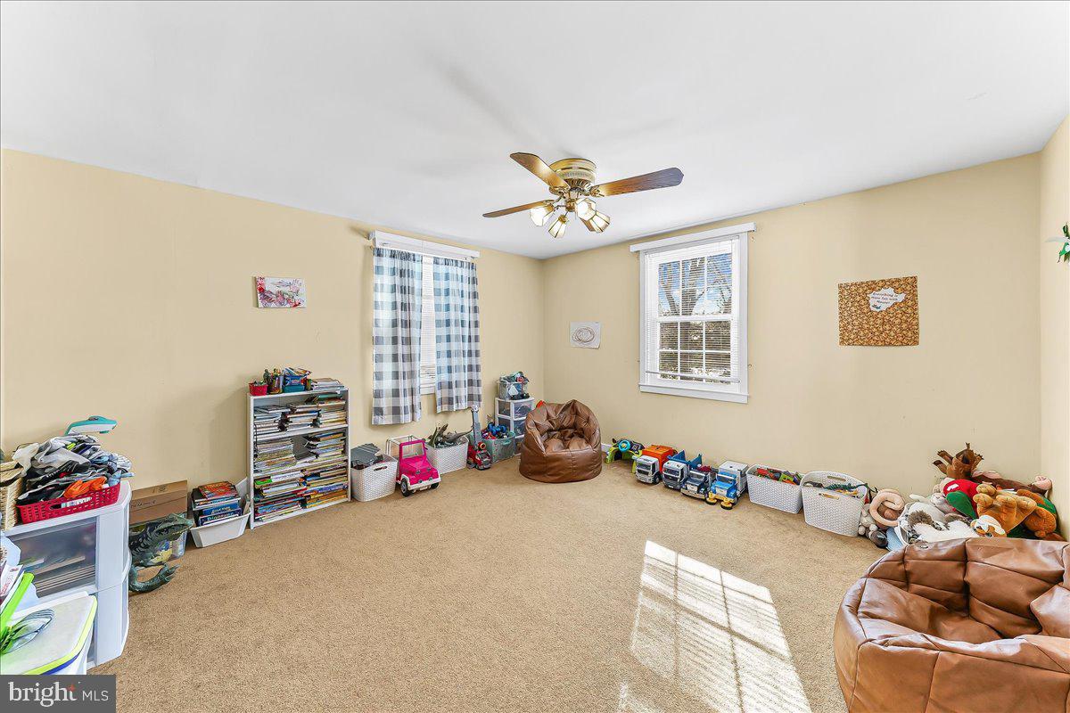 472 Larchwood Road Springfield, PA 19064 - Photo 5 of 16