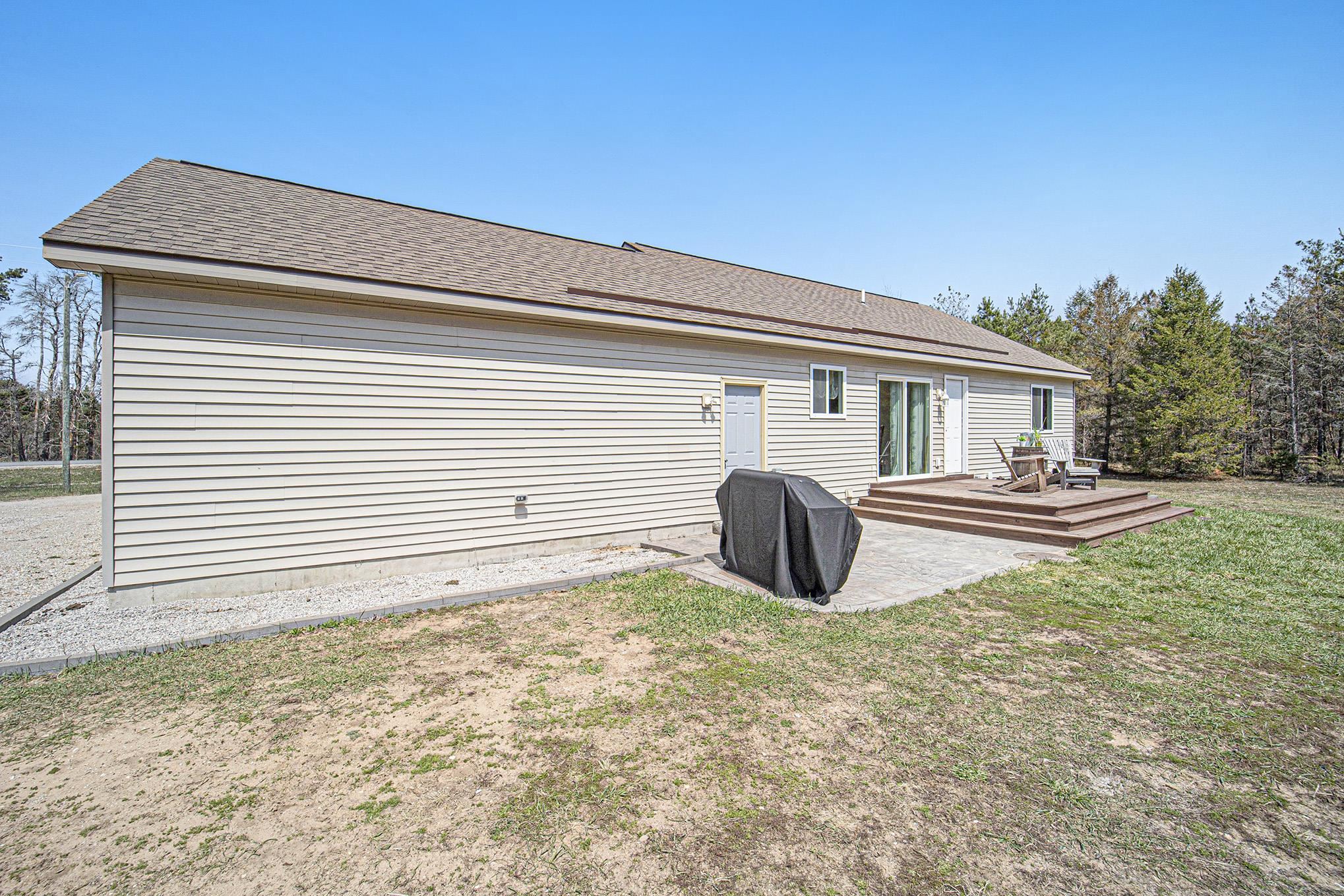 20169 Lindy Road Thompsonville, MI 49683 - Photo 6 of 28 1899309-5.JPG