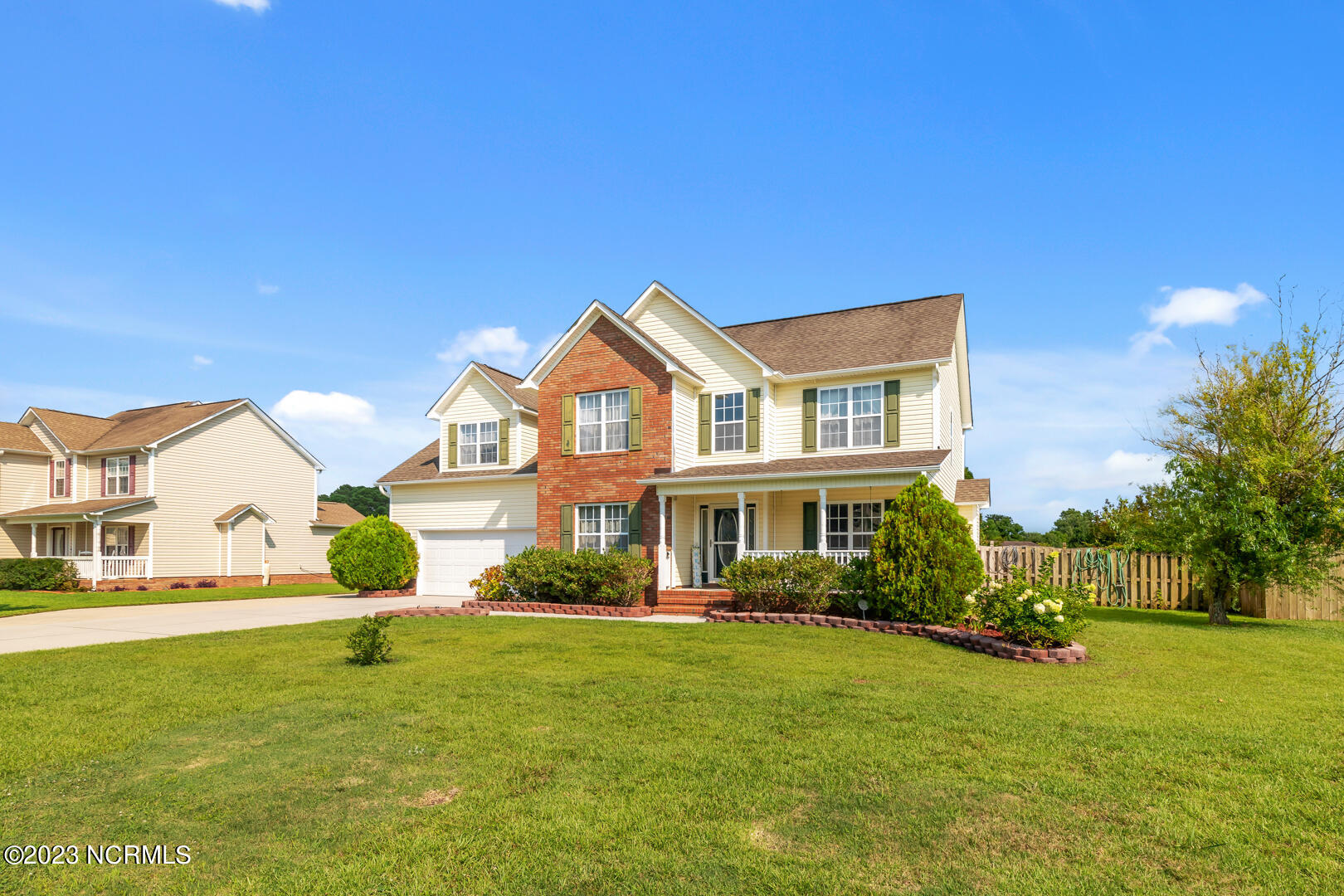 311 Trappers Road Hubert, NC 28539 - Photo 3 of 60 3