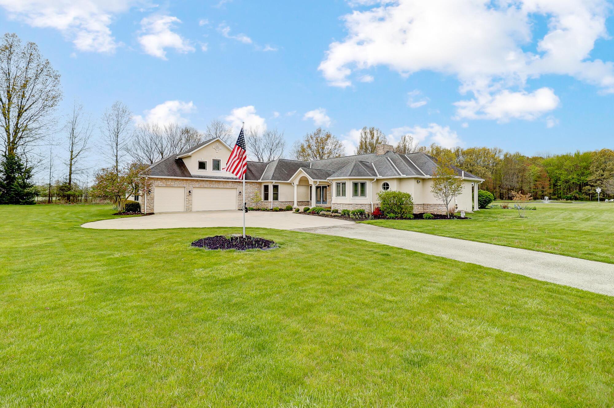 5434 Harlem Road Galena, OH 43021 - Photo 2 of 74 001