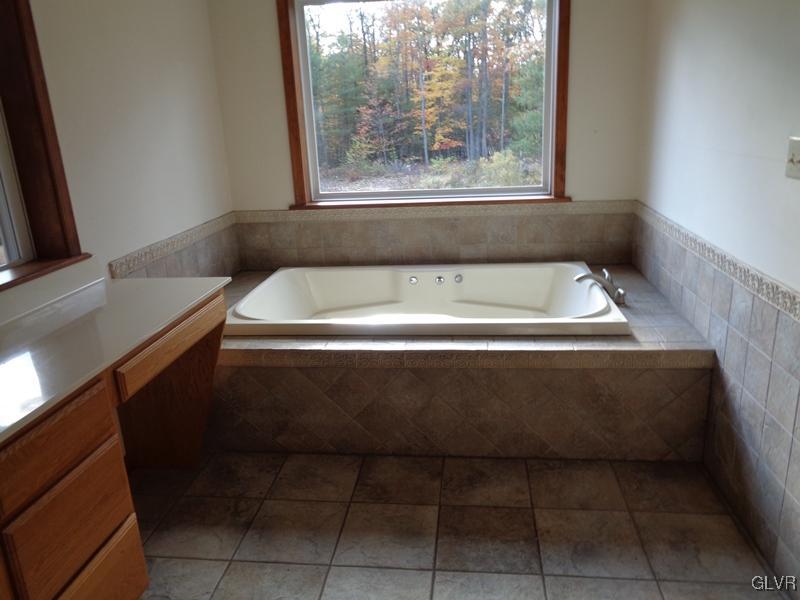 179 Heck Road Kunkletown, PA 18058 - Photo 14 of 18 Gallery Image 14